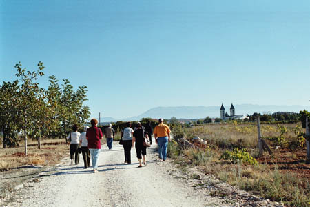 009 -... verso la chiesa