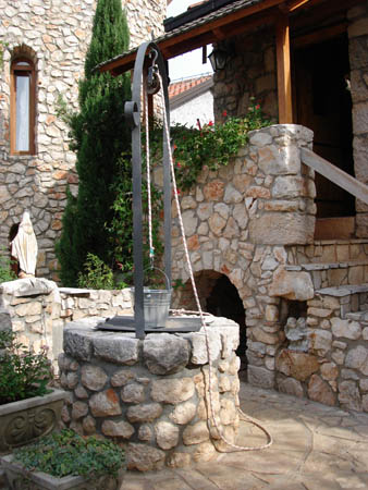 032 - Castello - Pozzo